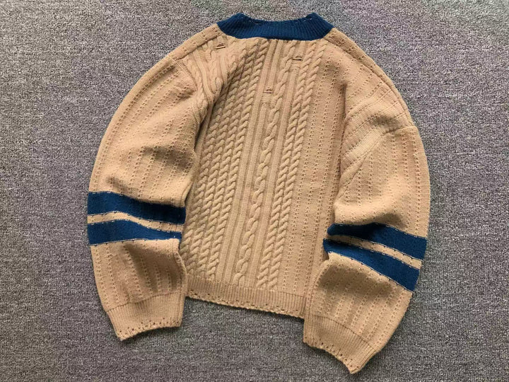 E - SWEATER