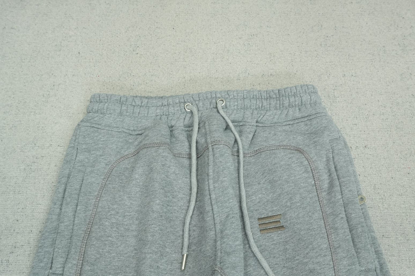 K - SWEATPANTS
