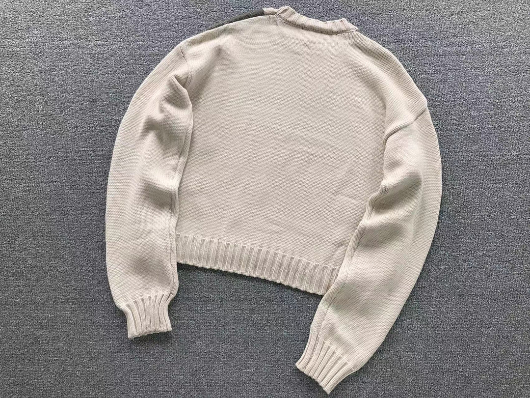 E - SWEATER