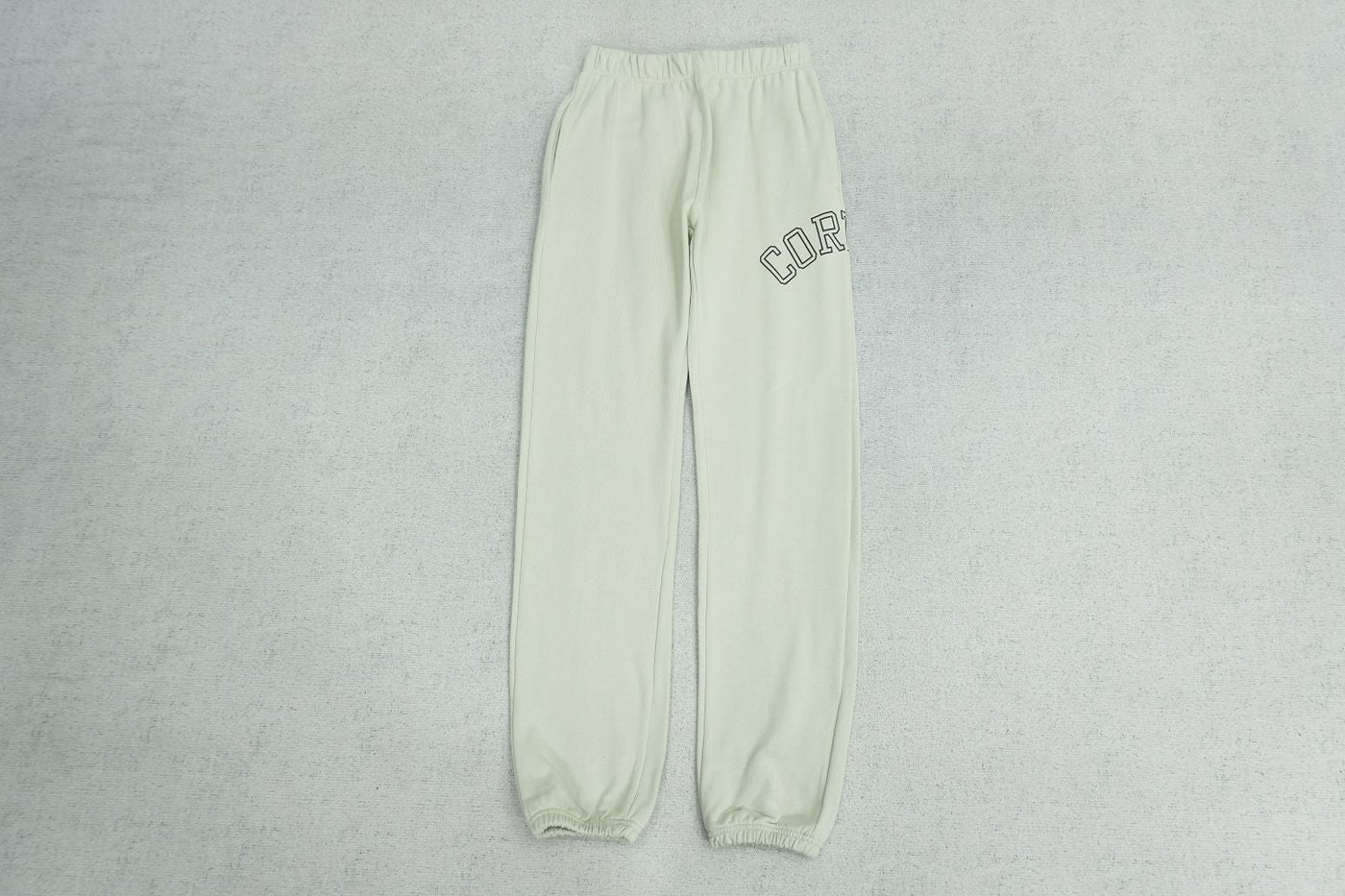 C - SWEATPANTS