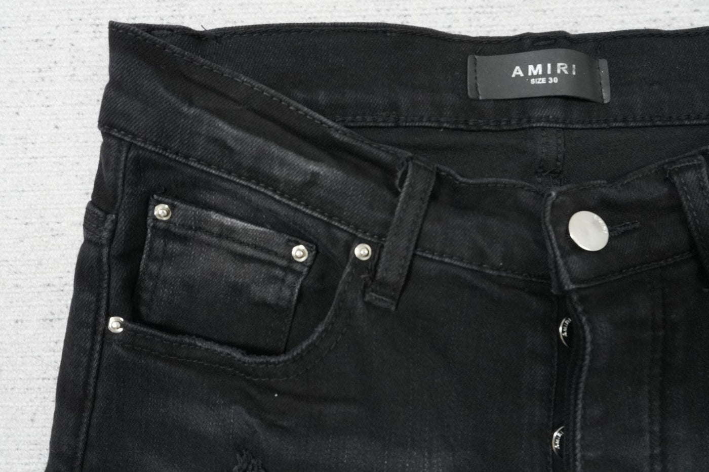 A - JEANS