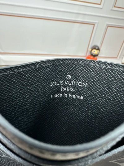 LOUIS V - CARDHOLDER
