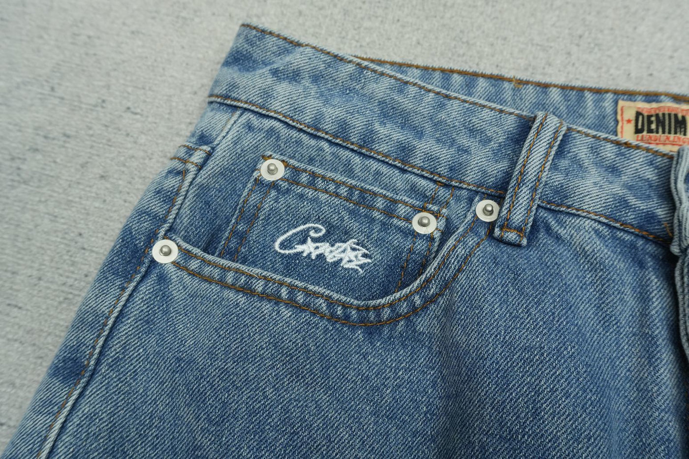 C - JEANS