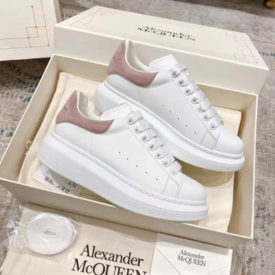 A - SNEAKERS