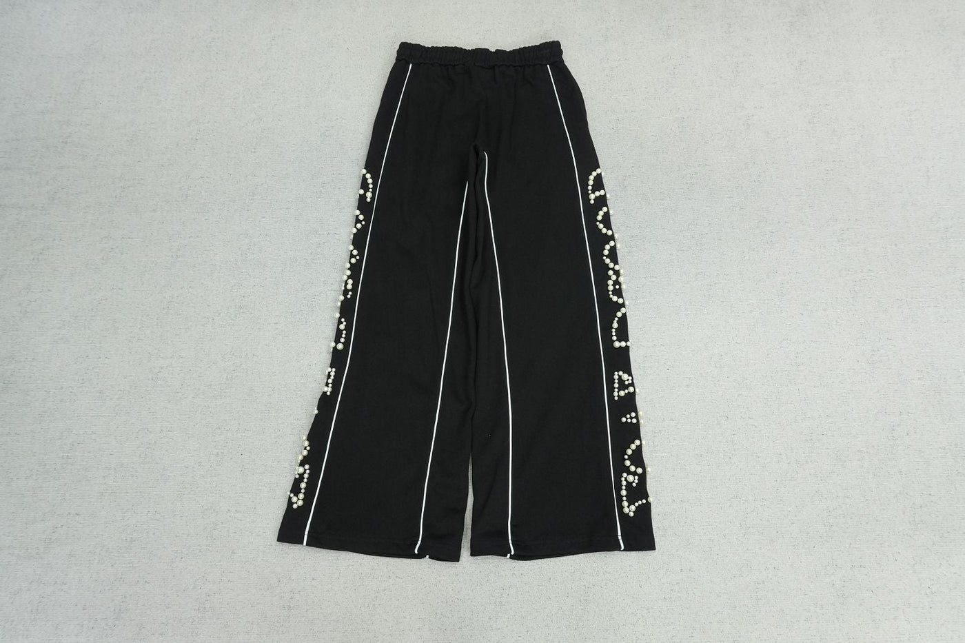 G - SWEATPANTS