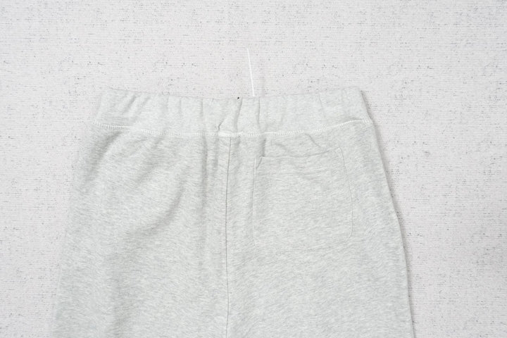 L - SWEATPANTS