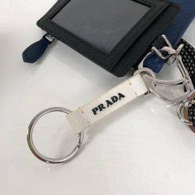 P - CARD HOLDER