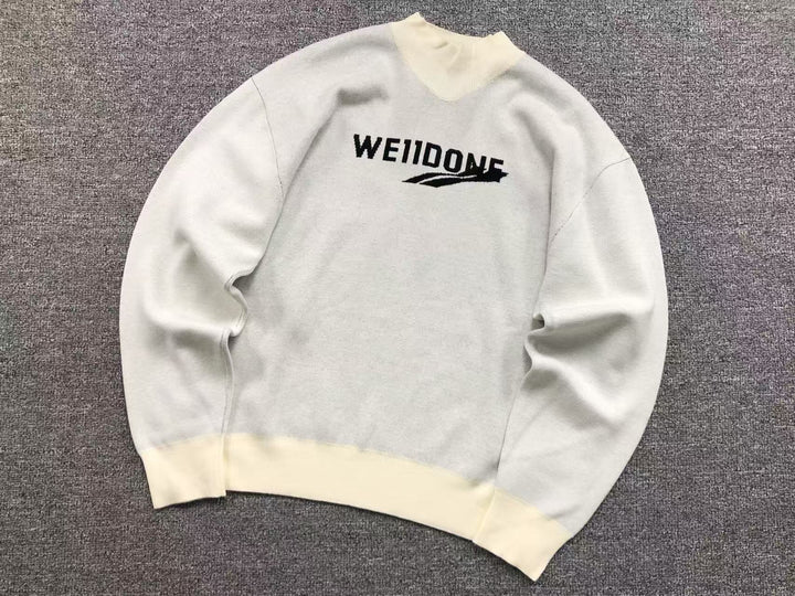 W - SWEATER