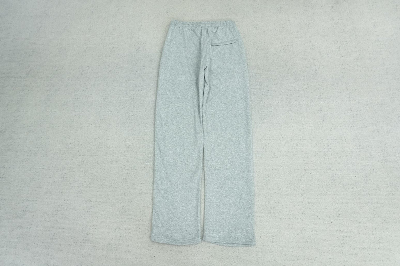 C - SWEATPANTS