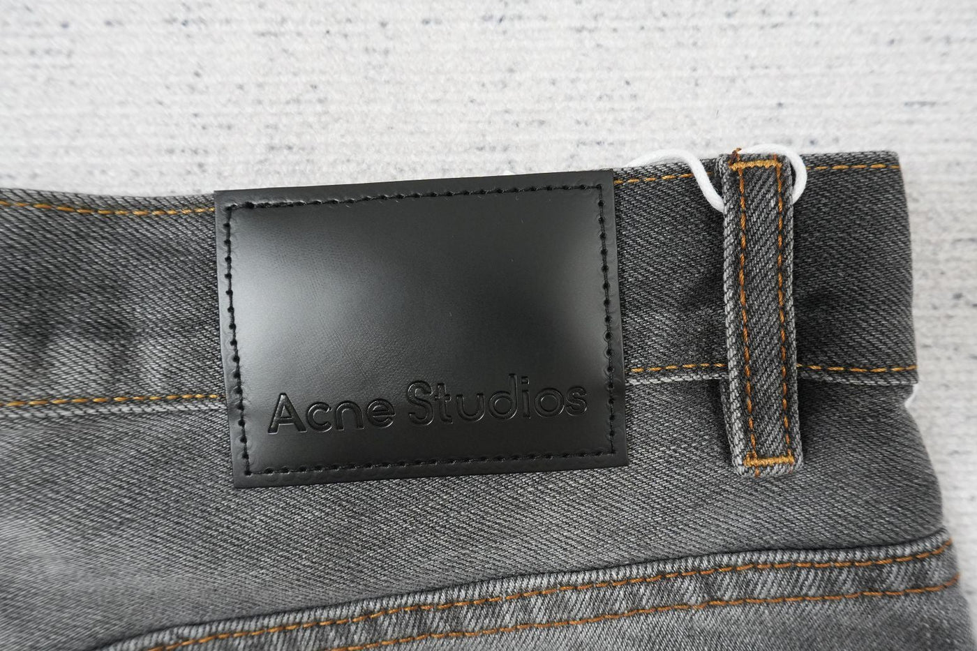 A - JEANS