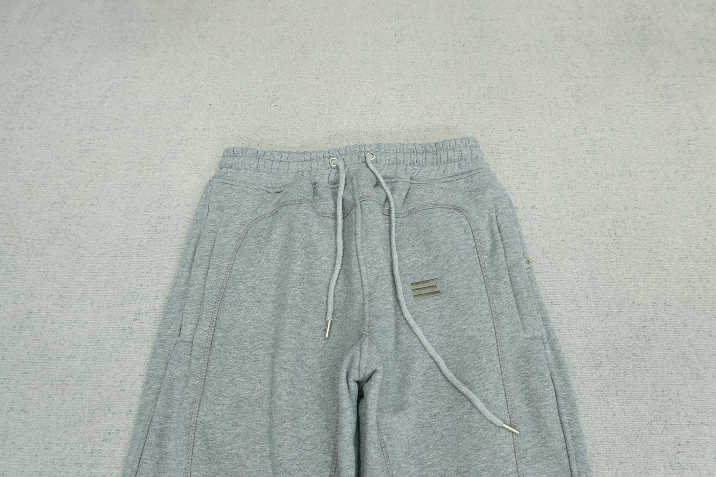 K - SWEATPANTS