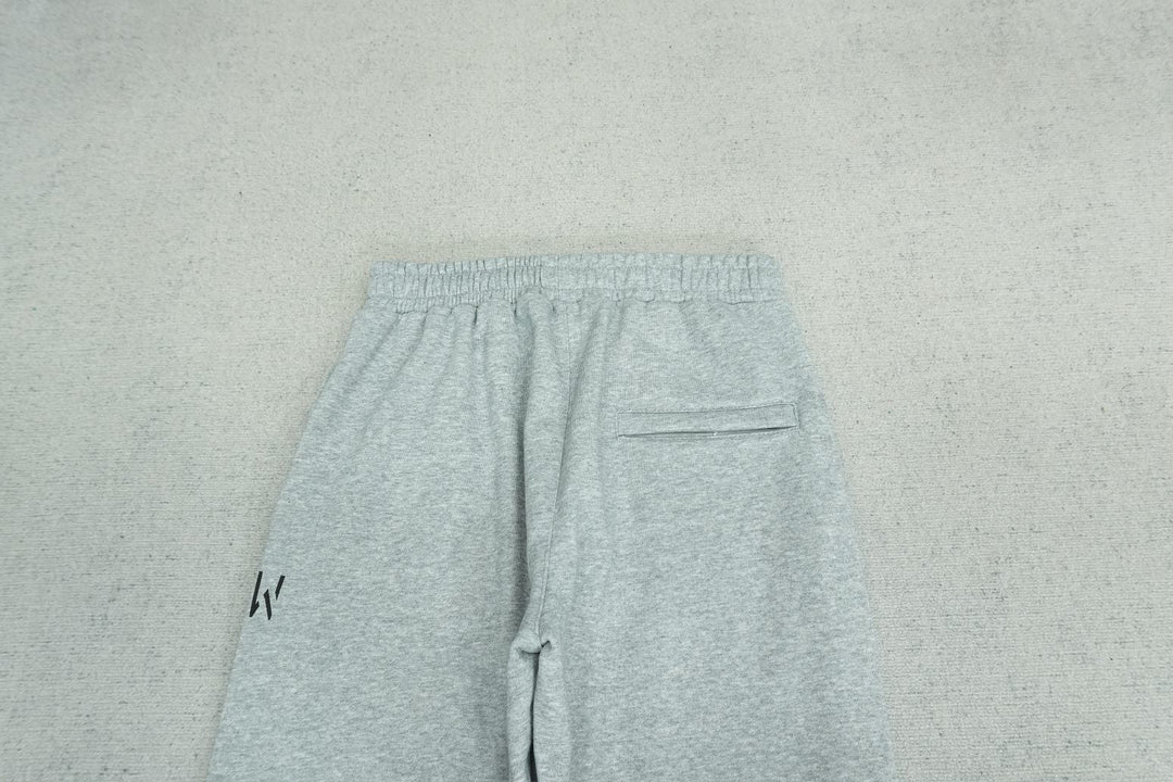 C - SWEATPANTS