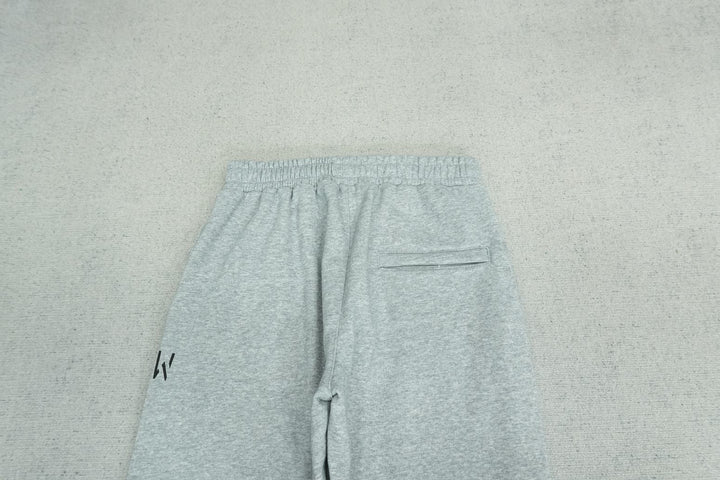 C - SWEATPANTS