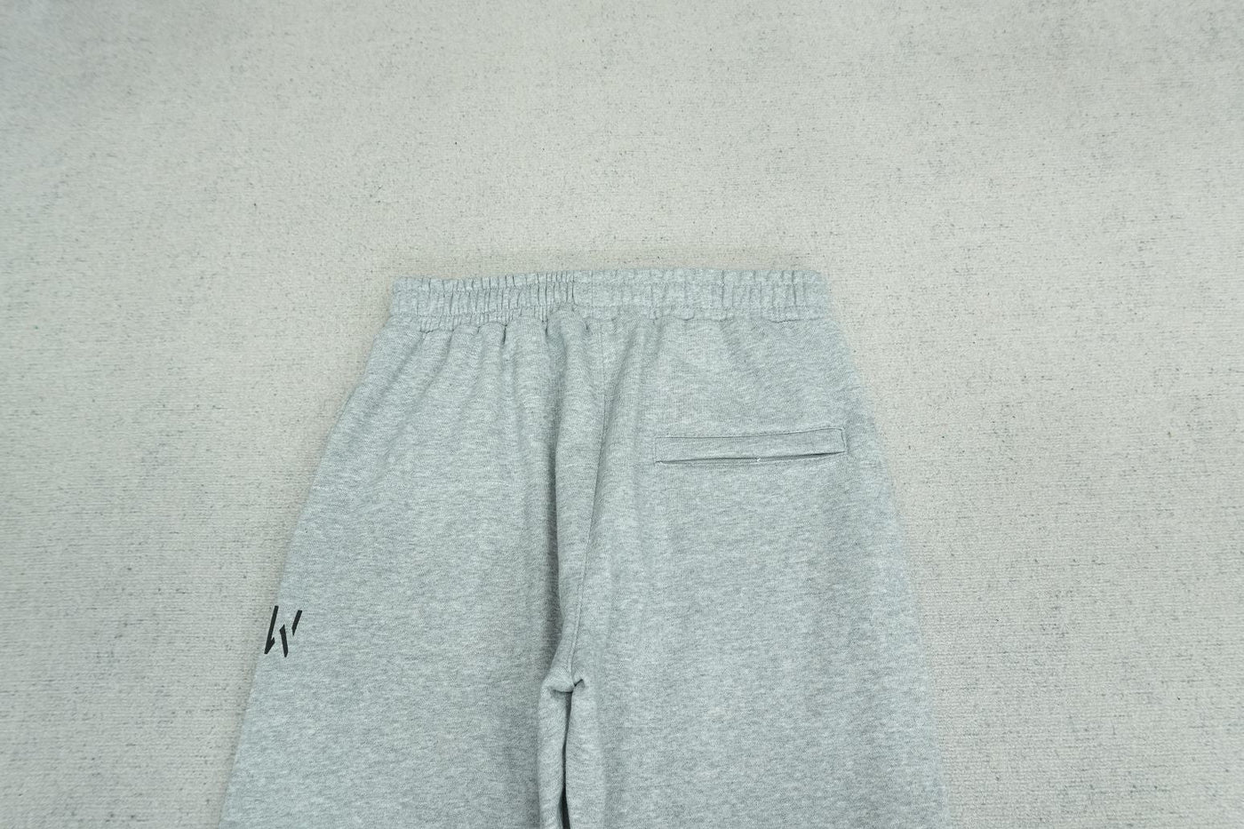 C - SWEATPANTS