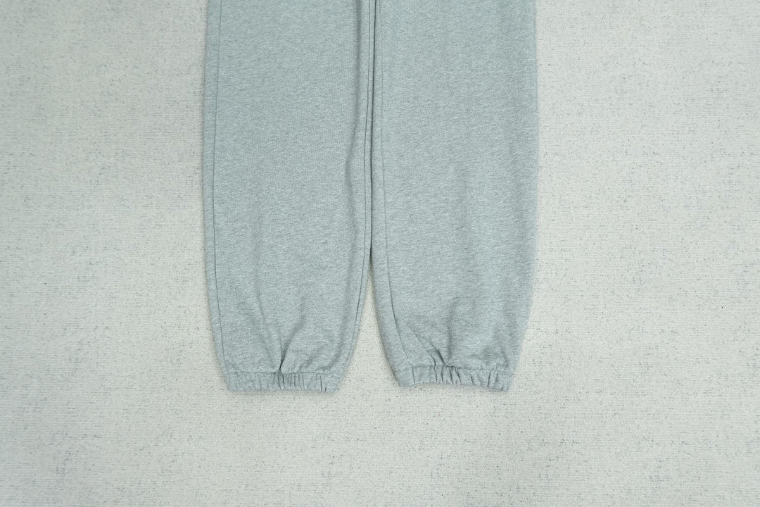 G - SWEATPANTS
