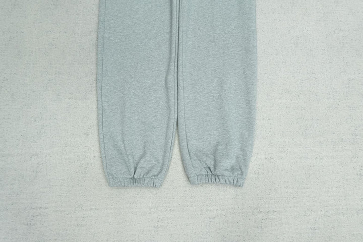 G - SWEATPANTS