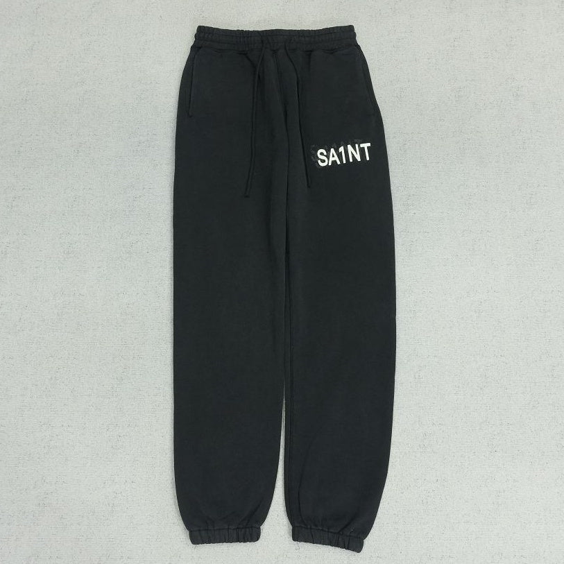 S - SWEATPANTS