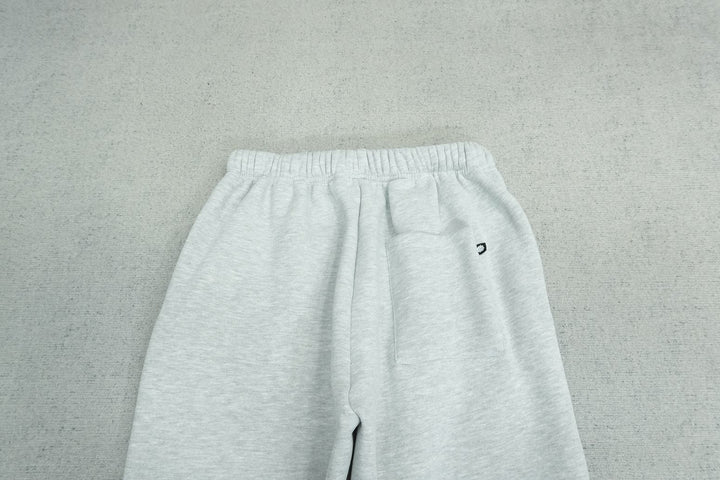 B - SWEATPANTS