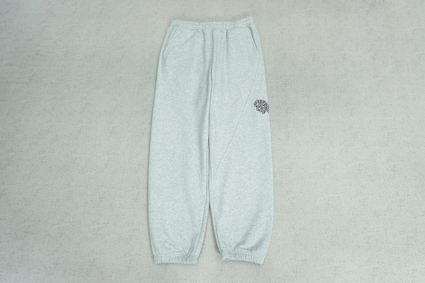 M - SWEATPANTS
