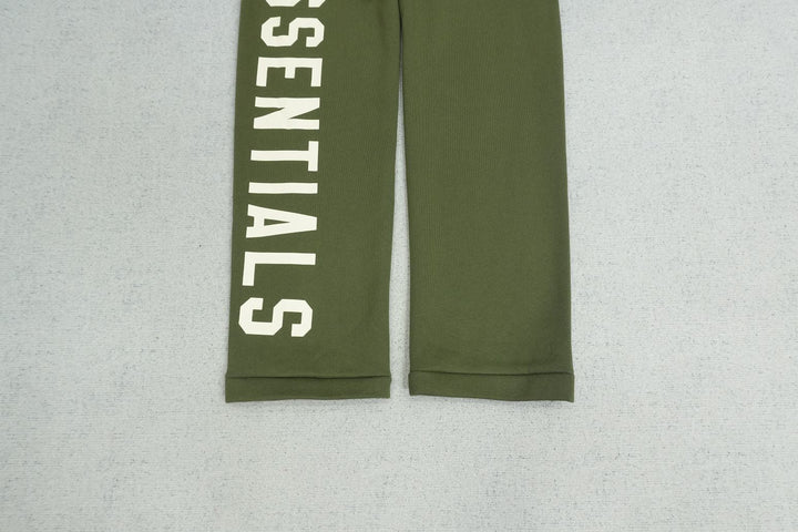 F - SWEATPANTS
