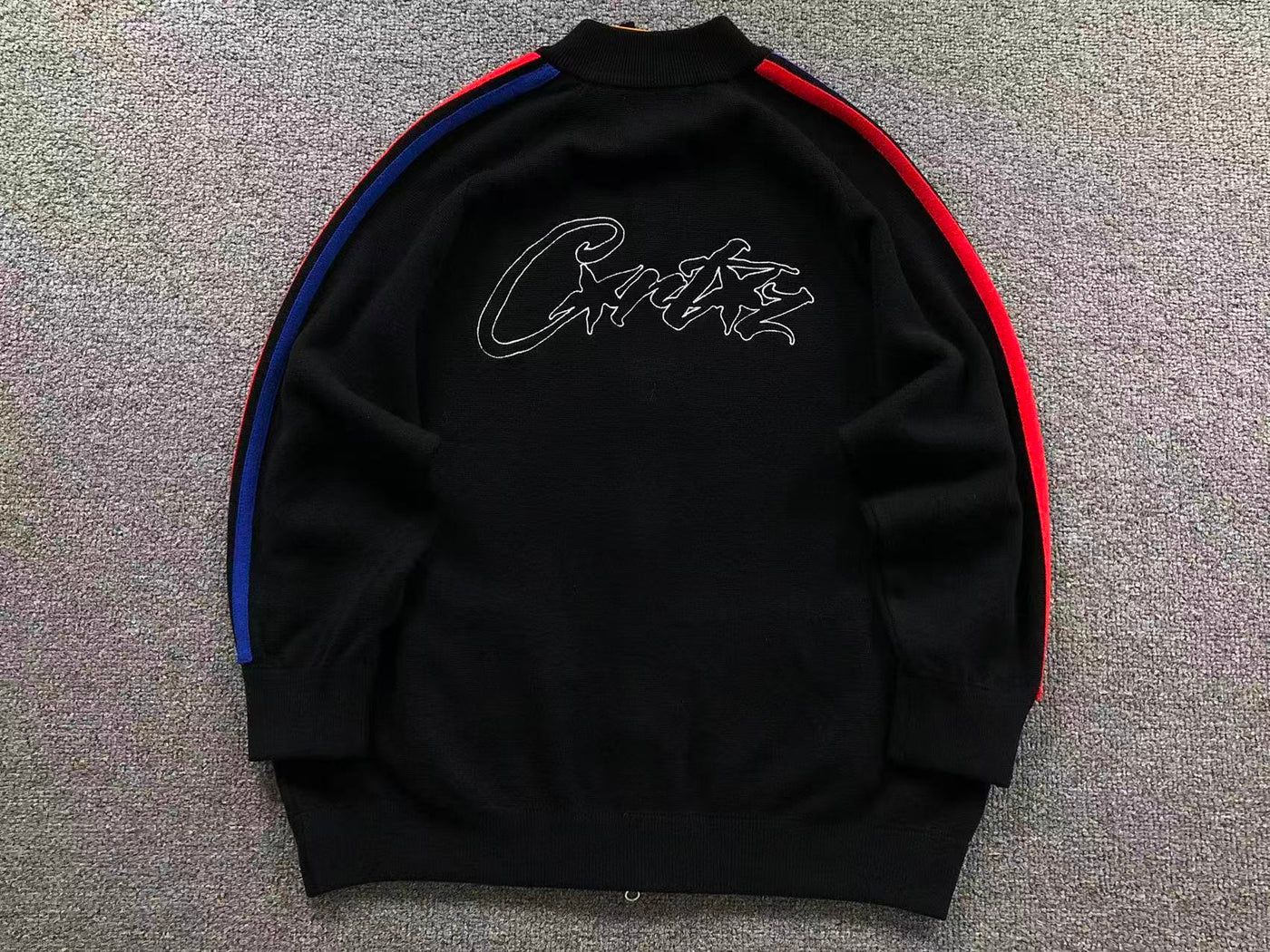 C - SWEATER