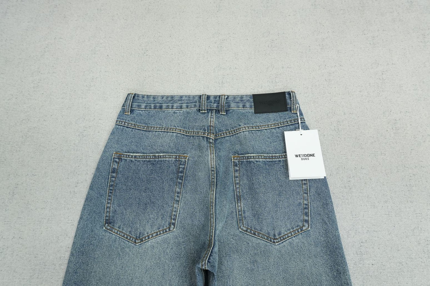 W - JEANS