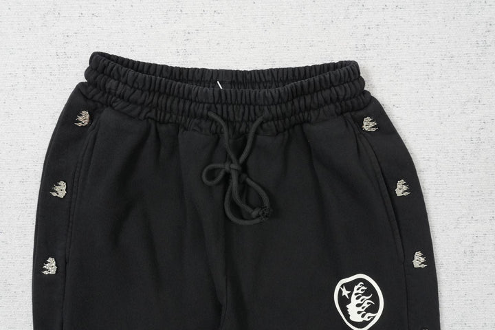 H - SWEATPANTS