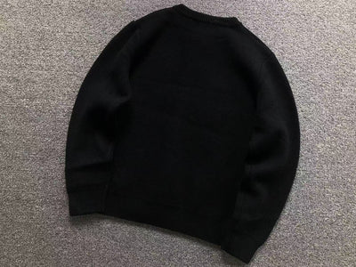 W - SWEATER