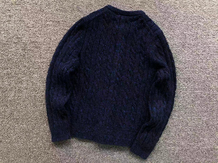 L - SWEATER