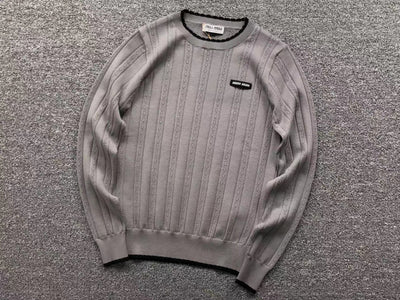 M - SWEATER