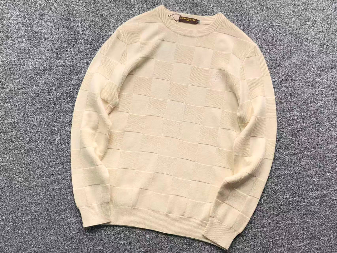 L - SWEATER