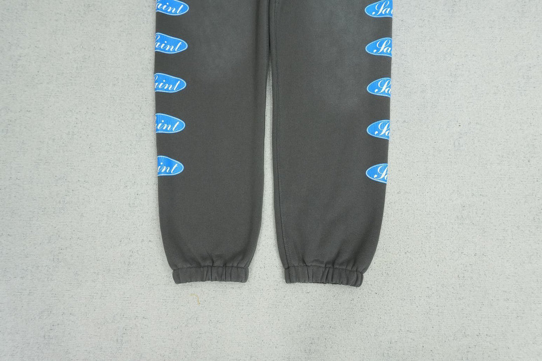 S - SWEATPANTS