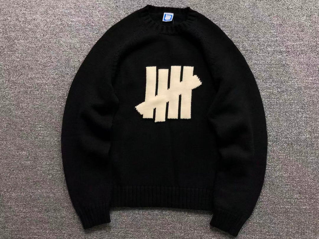 U - SWEATER