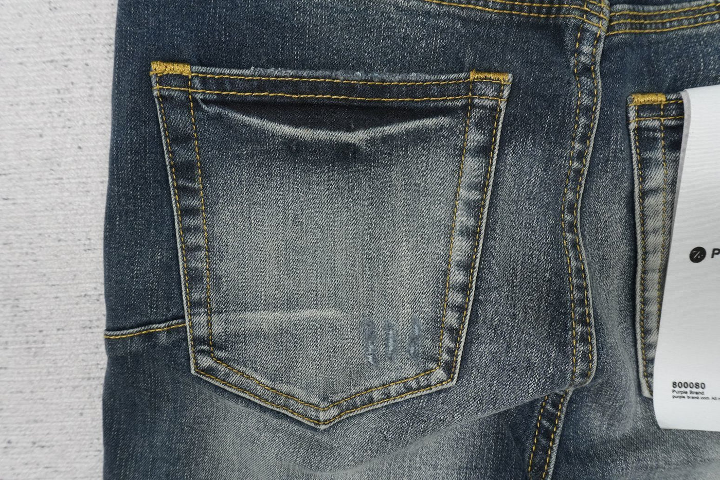 P - JEANS