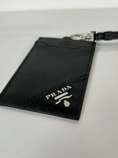P - CARD HOLDER