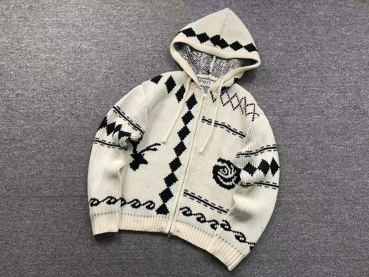 O - SWEATER