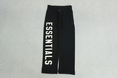 F - SWEATPANTS