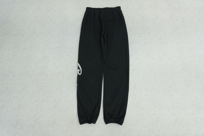 C - SWEATPANTS