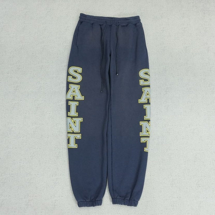 S - SWEATPANTS