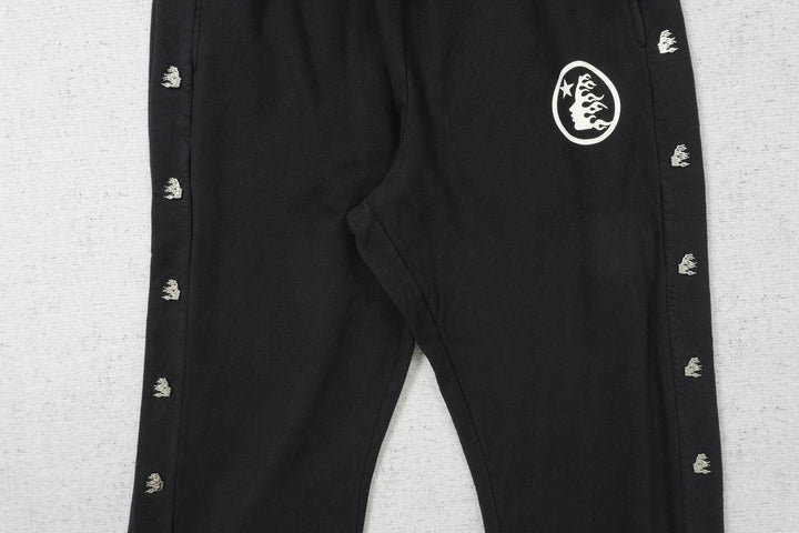 H - SWEATPANTS