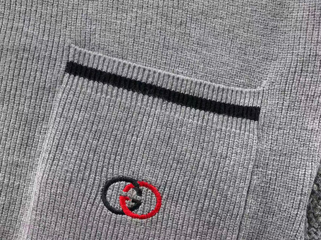 GG - SWEATER