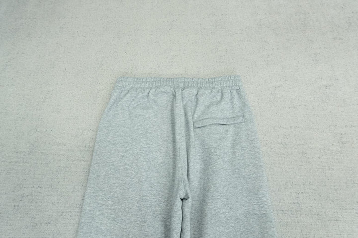 C - SWEATPANTS