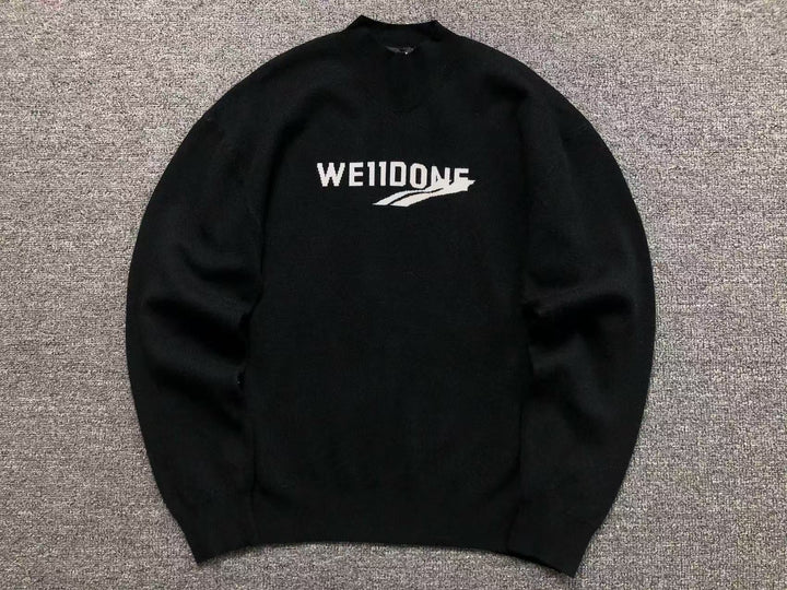 W - SWEATER