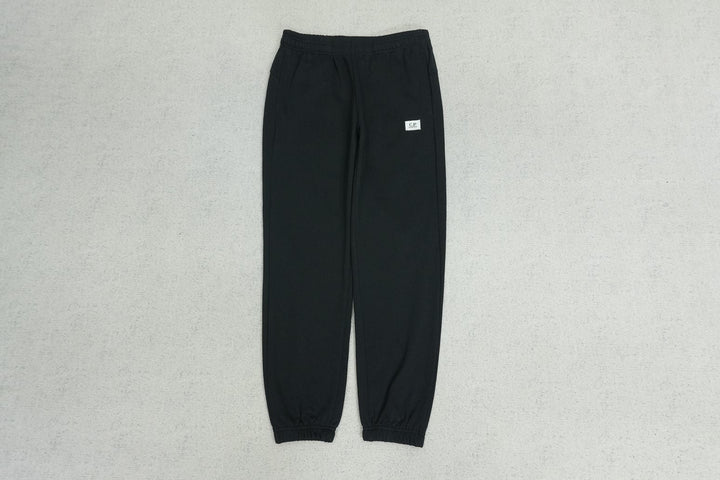 C - SWEATPANTS