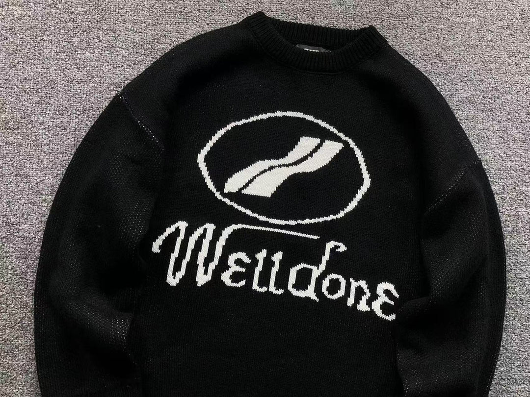W - SWEATER