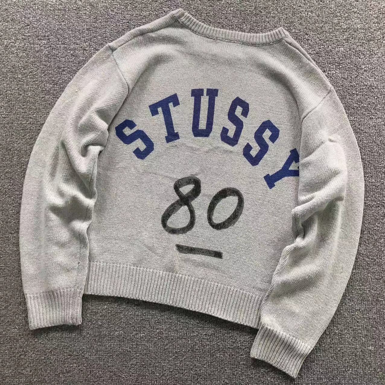 S - SWEATER
