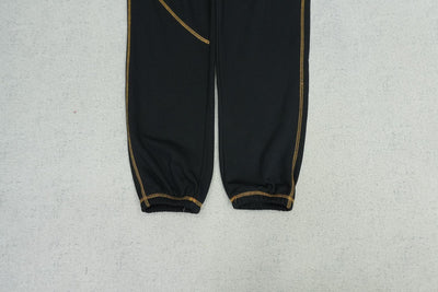 C - SWEATPANTS