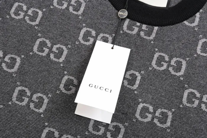 GG - SWEATER