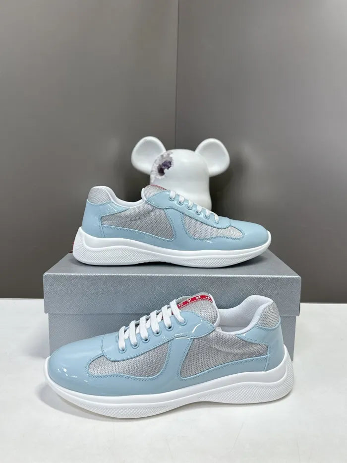 P - SNEAKERS